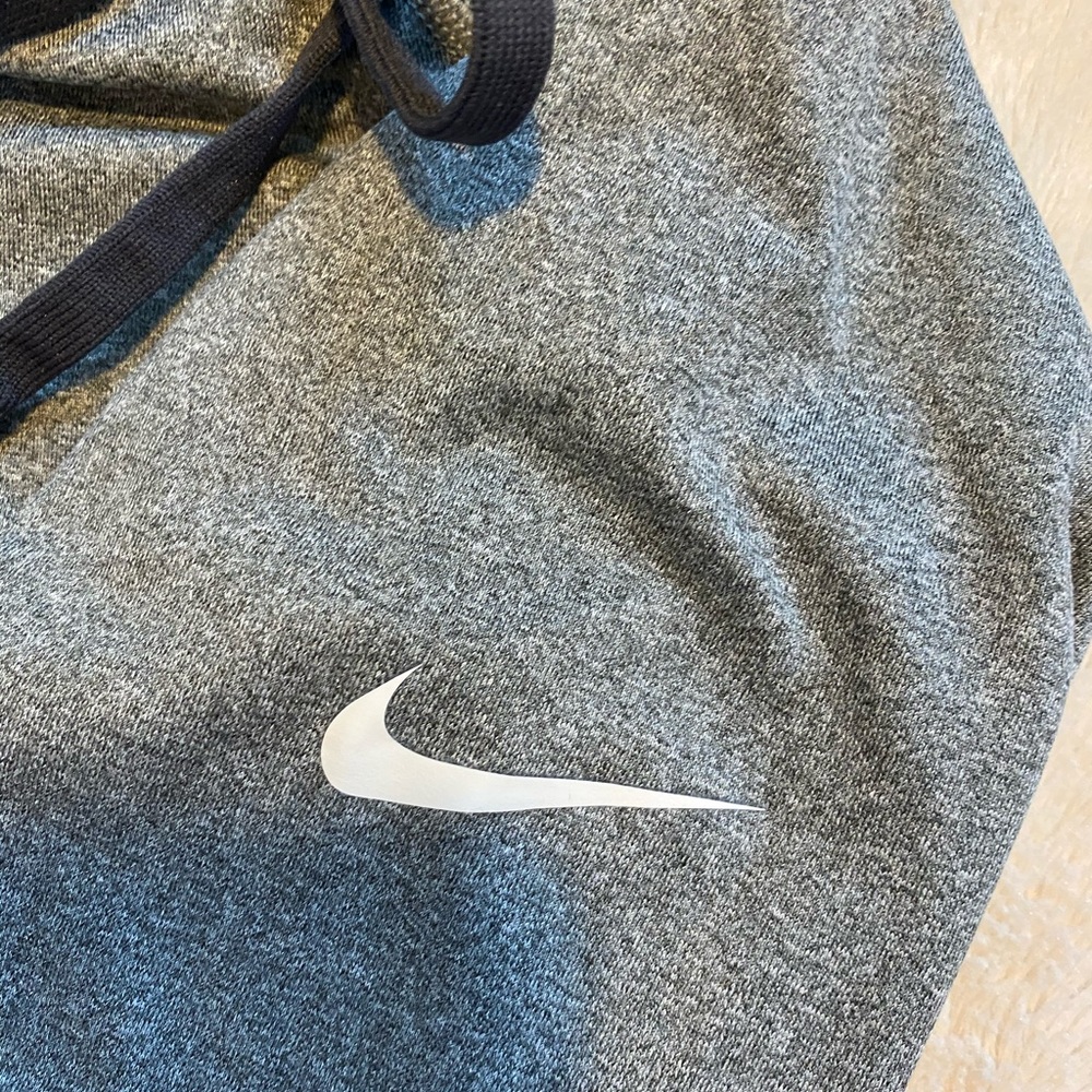 Nike pullover - Picture 6 of 7